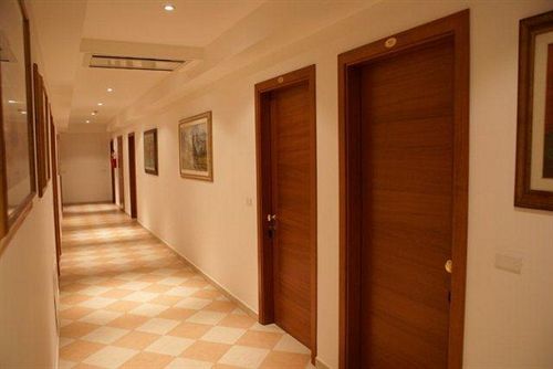 Hotel Bruna مارتينسيكورو المظهر الخارجي الصورة